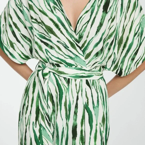 Mango green and white printed jumpsuit with bow NWT - Picture 5 of 5